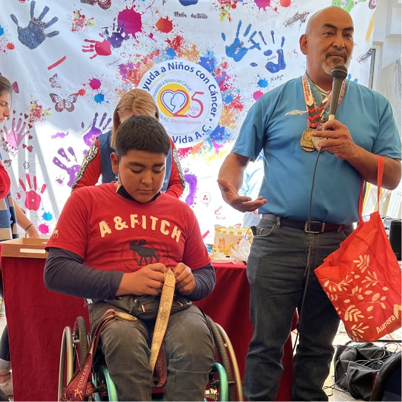 Foto Brindando Esperanza | Proayuda a Niños con Cáncer Luz de Vida